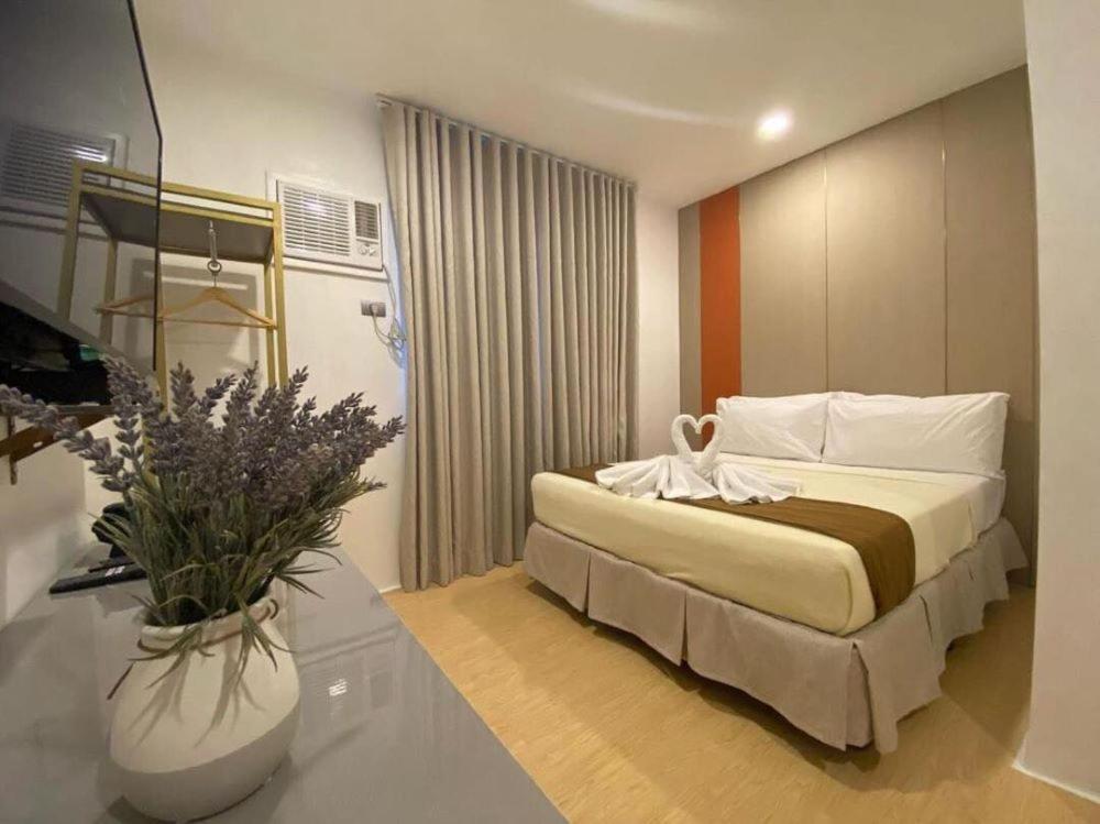 Iloilo Grand Hotel Εξωτερικό φωτογραφία
