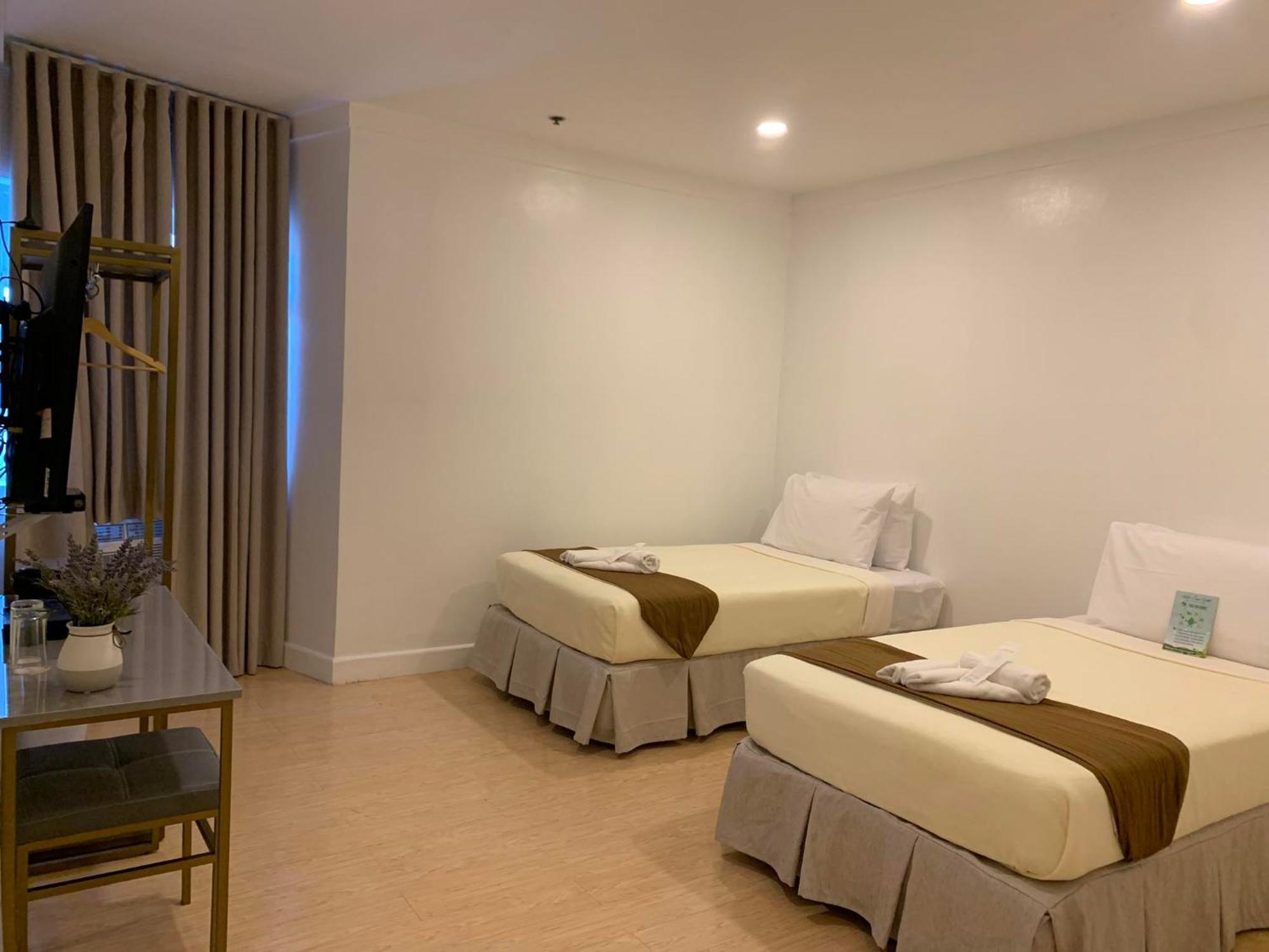 Iloilo Grand Hotel Εξωτερικό φωτογραφία