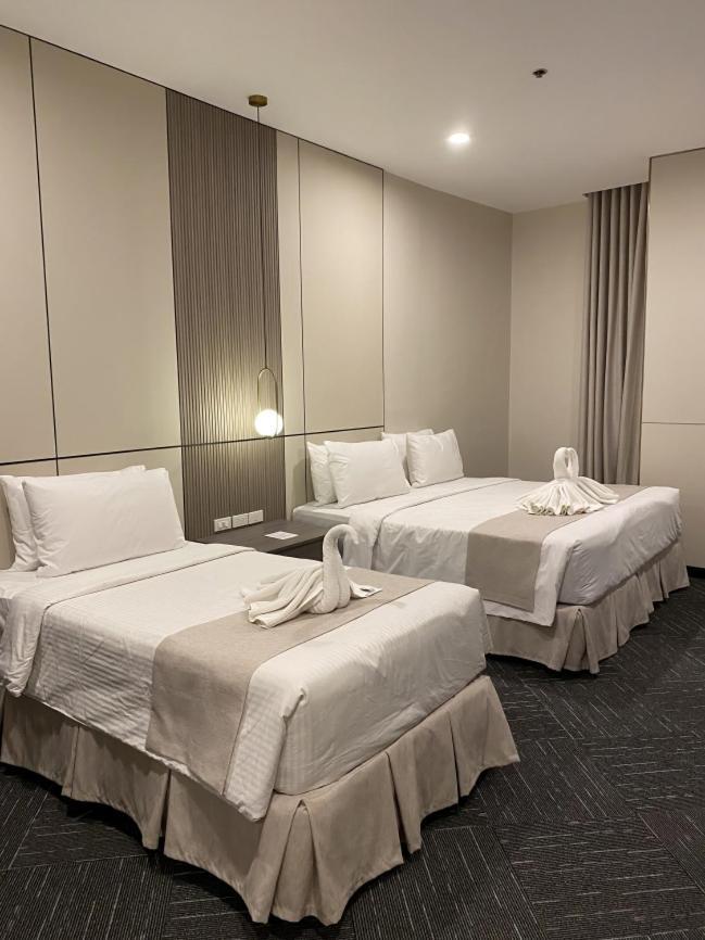 Iloilo Grand Hotel Εξωτερικό φωτογραφία