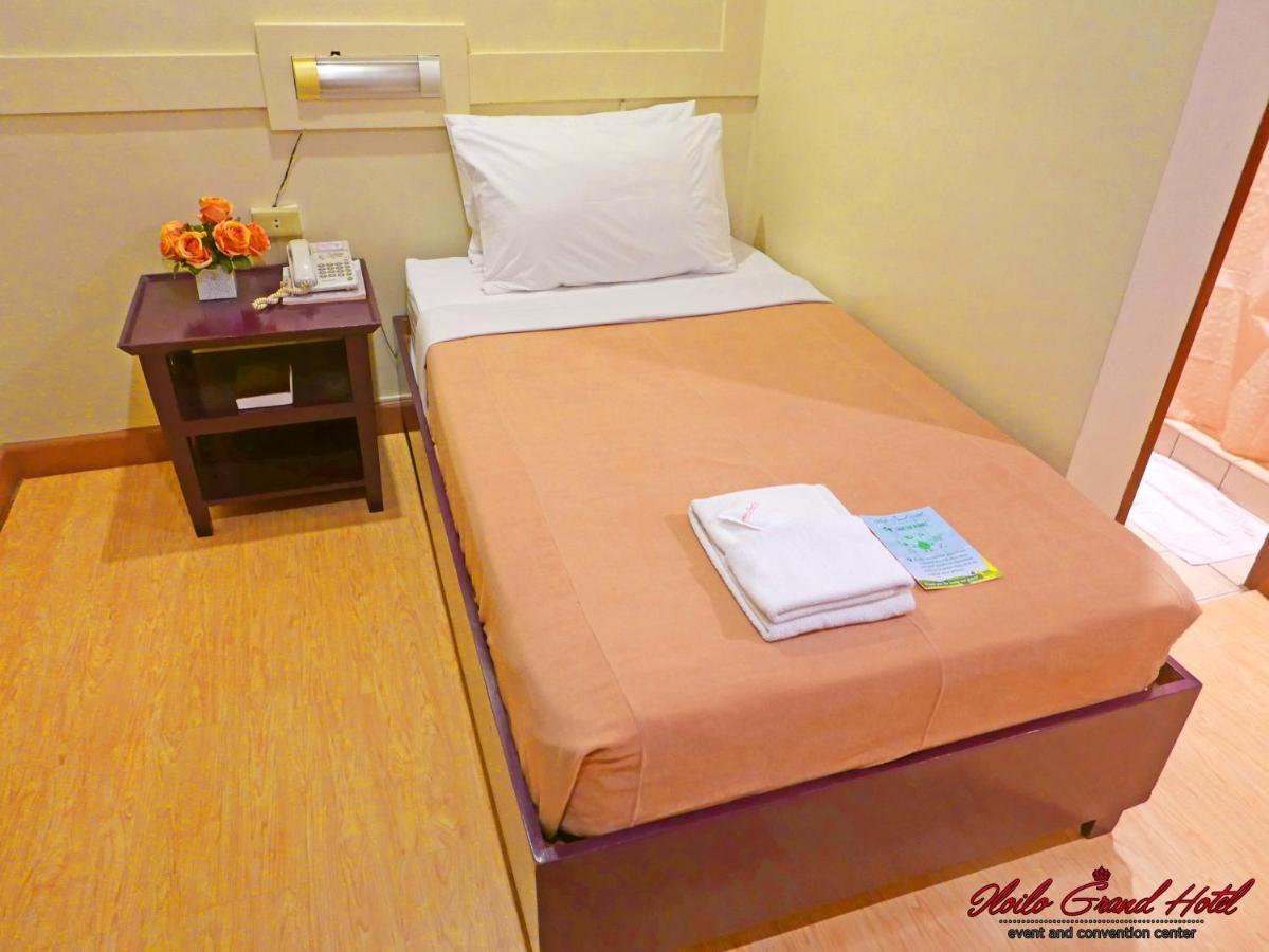 Iloilo Grand Hotel Εξωτερικό φωτογραφία